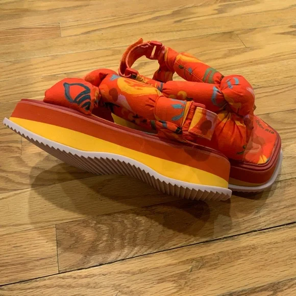 FARM Rio Red Floral Platform Sandals - Picture 5 of 12